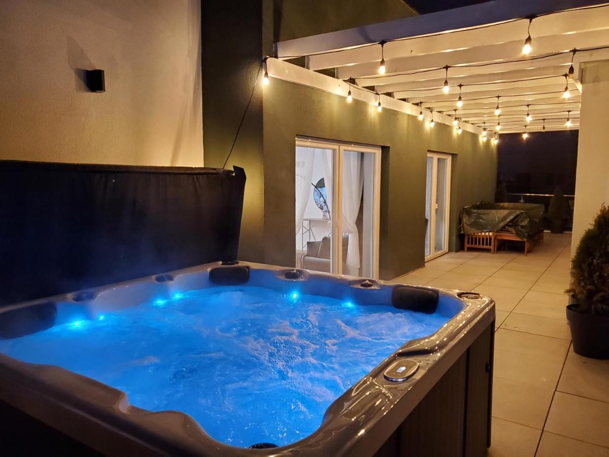 Jad- Penthouse With Jacuzzi And Mountain View - Coresi Brașov Exterior foto